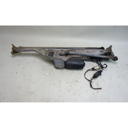 Damaged 1988-1989 BMW E32 7-Series Windshield Wiper Linkage Assembly w Motor OEM