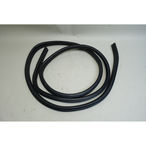 1992-1998 BMW E36 3-Series Sedan Rear Body-Side Weatherstripping Door Seal OEM