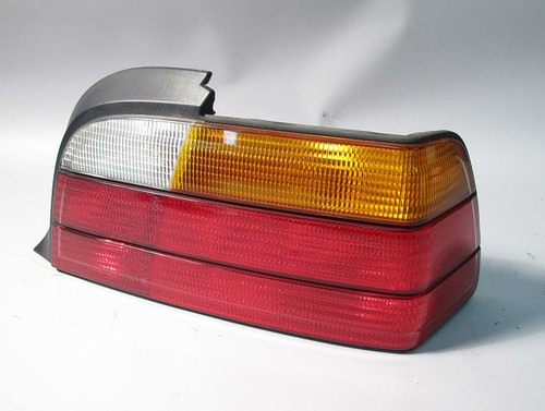 1992-1999 BMW E36 3-Series 2dr Right Rear Passenger Tail Light 6 Cyl OEM USED
