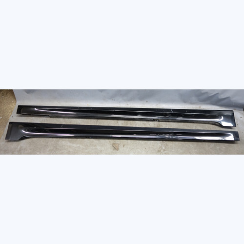 17-23 BMW G30 5-Series Factory M Aero Outside Side Skirt Pair Black Sapphire OEM