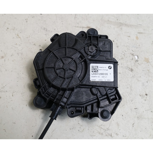 2023-2025 BMW G07 X7 Left Lower Tail Gate Soft Close Aide Drive Motor OEM