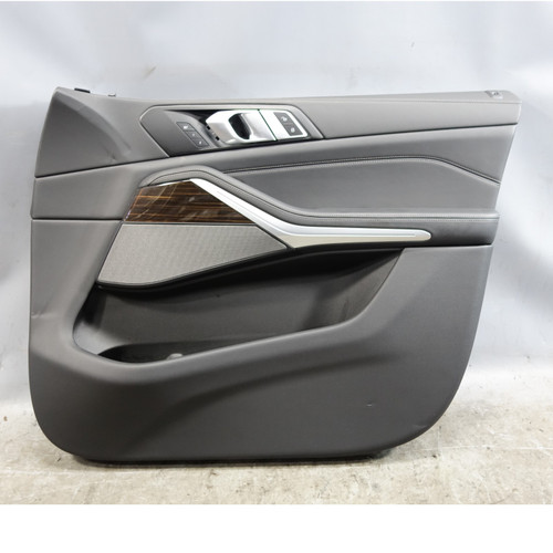 Damaged 23-25 BMW G05 X5 G07 X7 Right Front Interior Door Panel Black Vinyl OEM