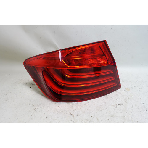 Damaged 14-16 BMW F10 5-Series LCI Sedan Left Drivers Tail Light Outer Lamp OEM