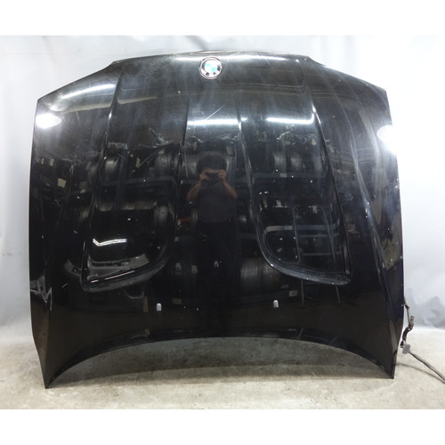 Damaged 04-10 BMW E83 X3 Front Engine Hood Bonnet Panel Black OEM *PICK UP ONLY*