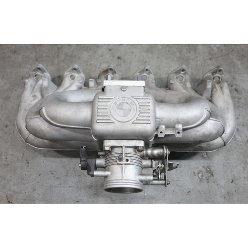 82-88 BMW M30 3.2L 3.5L 6-Cyl Intake Manifold with Throttle Body Relocation Kit 82-88 BMW M30 3.2L 3.5L 6-Cyl Intake Manifold with Throttle Body Relocation Kit