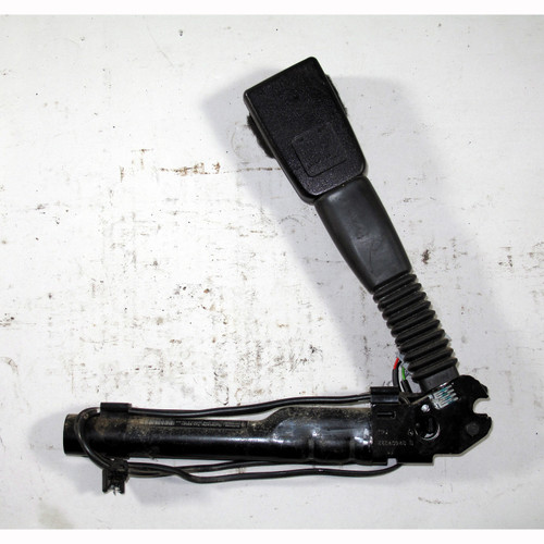 BMW 2006-2008 E90 E82 E88 Left Front Drivers Lower Seat Belt Buckle Good USED OE