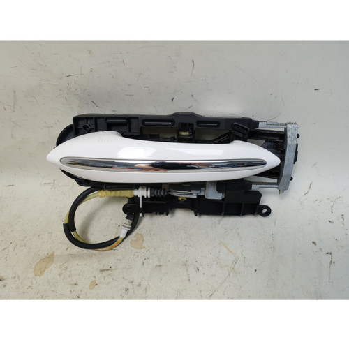 2011-2016 BMW F10 5-Series Right Comfort Access Door Handle Alpine White 300 OEM