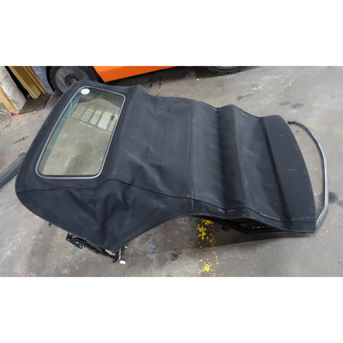 00-06 BMW E46 3-Series Convertible Fully-Automatic Folding Top Roof Black OEM 00-06 BMW E46 3-Series Convertible Fully-Automatic Folding Top Roof Black OEM