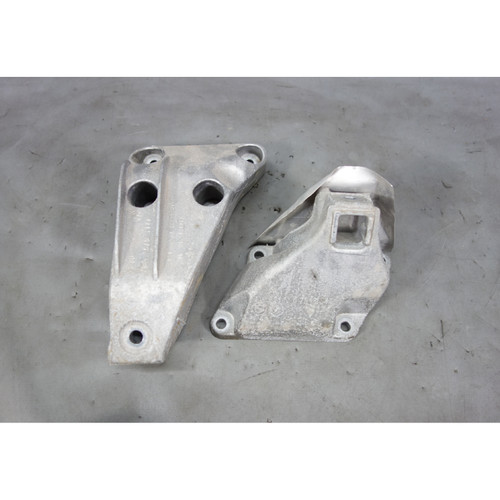 2012-2016 BMW F10 528i xDrive N20 4-Cyl Engine Suspension Arm Bracket Pair OEM