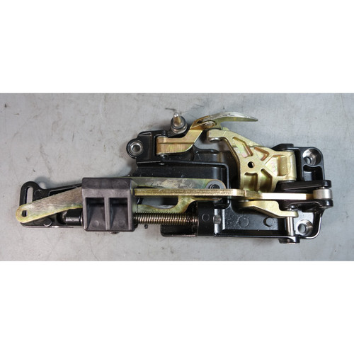 Rebuilt 2000-2006 BMW E46 3-Series Right Front Convertible Top Lock Latch OEM