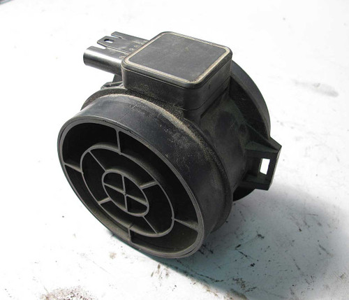 BMW M54 M56 3.0L Mass Air Flow Meter MAF Intake 2003-2006 6-Wire E46 E85 USED OE