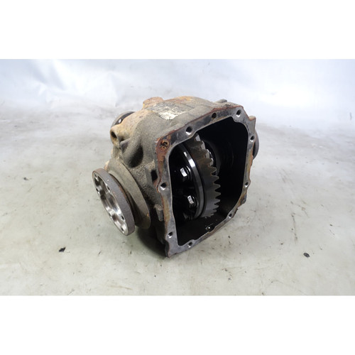 99-06 BMW E46 3-Series Rear Differential Final Drive 3.46 Open Auto Trans OEM