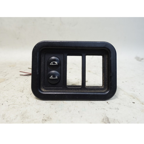 Damaged 1999-2002 BMW Z3 Roadster Folding Top Switch Trim Panel w/ Pigtail OEM