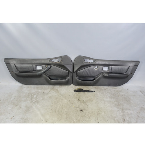Damaged 1996-2002 BMW Z3 Int Door Panel Trim Skin Pair Black Classic Leather OEM
