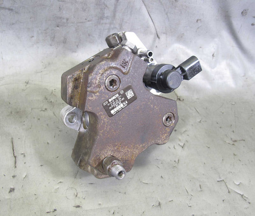 BMW E90 335d E70 X5 Diesel M57N2 High Pressure Diesel Fuel Injector Pump OEM