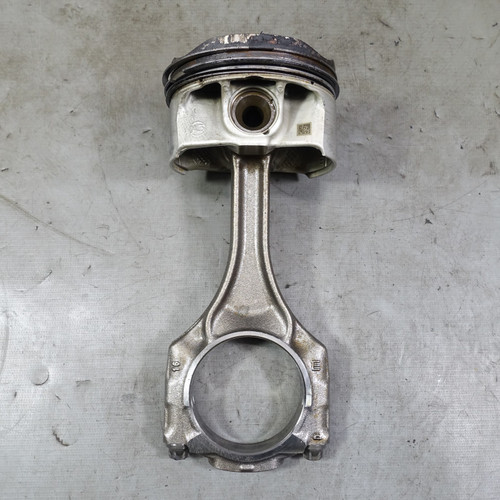 Damaged 2018-2019 BMW F90 M5 S63 Piston and Connecting Rod OEM