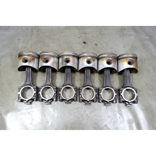 BMW E3 E9 E12 E24 M30 3.0L Piston Connecting Rod Set 1971-1979 OEM