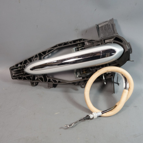 17-20 BMW G30 5-Series G32 Left Front Ext Comfort Door Handle Glacier Silver OEM