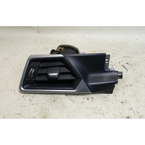 23-25 BMW G20 3-Series G80 Left Front Dash Air Vent with Trim Bezel Chrome OEM
