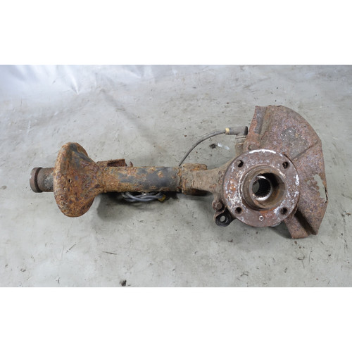 BMW E30 M3 フロントストラットシェルケース中古 Damaged BMW E30 325ix AWD Right Front Strut Housing Hub OEM 1988