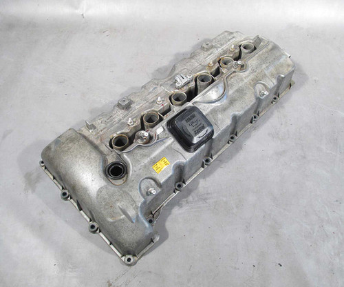 BMW 6-Cyl N52 E90 E60 Z4 Engine Cylinder Head Valve Cover Magnesium 2006-2007 OE