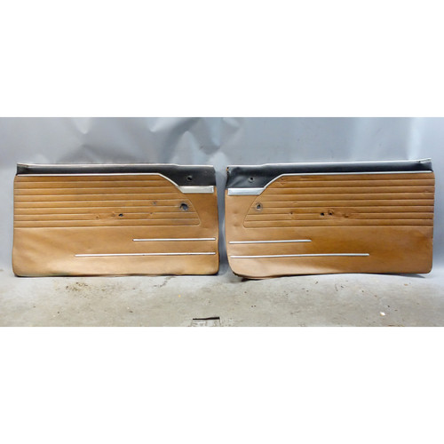 Damaged 67-76 BMW 114 1602 2002 Coupe Front Interior Door Panels Black Brown OEM