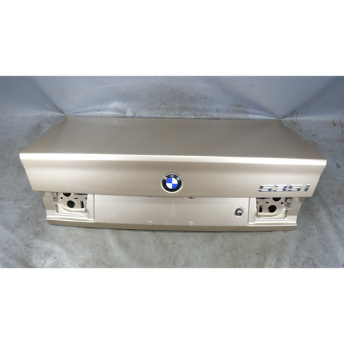 BMW E34 5-Series Trunk Lid Deck Lid Kashmir Beige 301 w Toolbox OEM 1989-1995