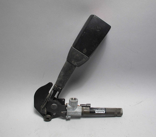 1999 BMW E39 E38 Left Front Drivers Seat Lower Seat Belt Receptacle Buckle OEM