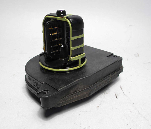 BMW N51 N52 3.0L 6-Cylinder Intake Manifold DISA Valve Small Right 2006-2013 OEM