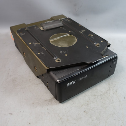 Damaged BMW E34 E36 E38 6-Disc CD Changer w Magazine Mount OEM 92-95 *FOR PARTS*