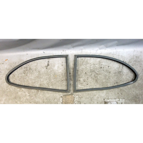 2000-2006 BMW E46 3-Series Coupe Rear Vent Window Rubber Seal Gasket Pair OEM