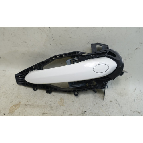 BMW G05 X5 G06 X6 G07 X7 Left Front Door Handle Alpine White OEM Comfort Access