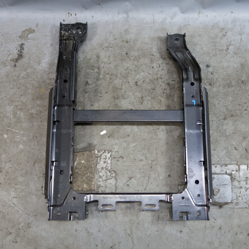 BMW X7 Left Rear Seat Bracket Lower Frame 2nd Row 6-Seater OEM 2019-2025 G07