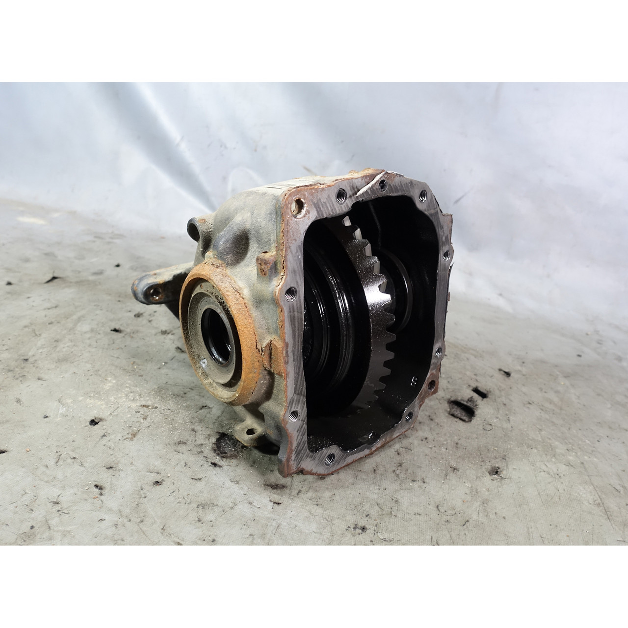 2015-2019 BMW F30 335iX 340iX Rear Final Drive Differential