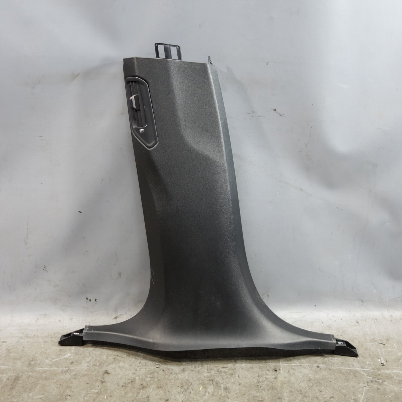 user_7f771eb5ページ　s 2019-2023 BMW G05 X5 G07 X7 F95 Lower Left B-Pillar Trim Cover