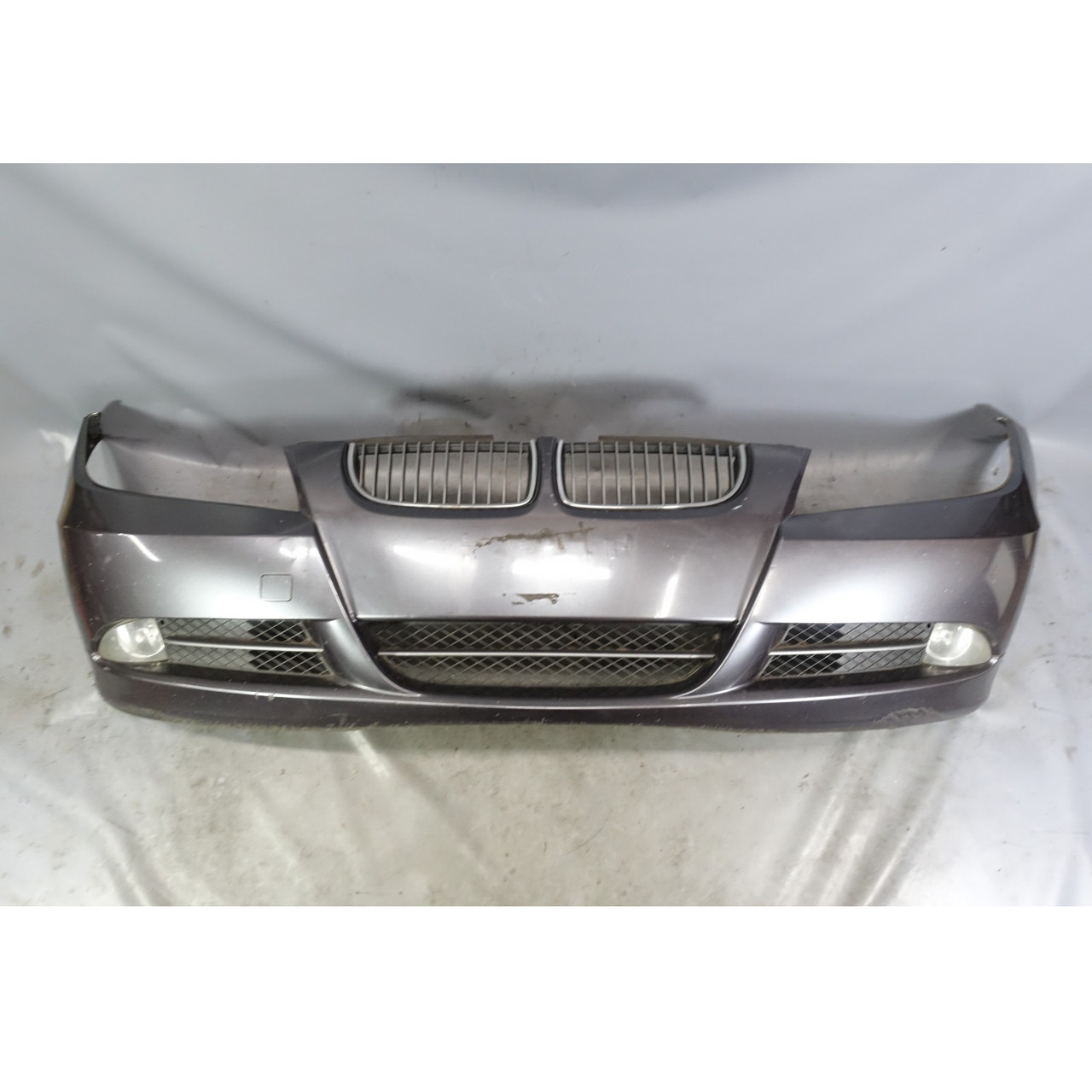 2006-2008 BMW E90 E91 3-Series Early Front Bumper Cover Trim