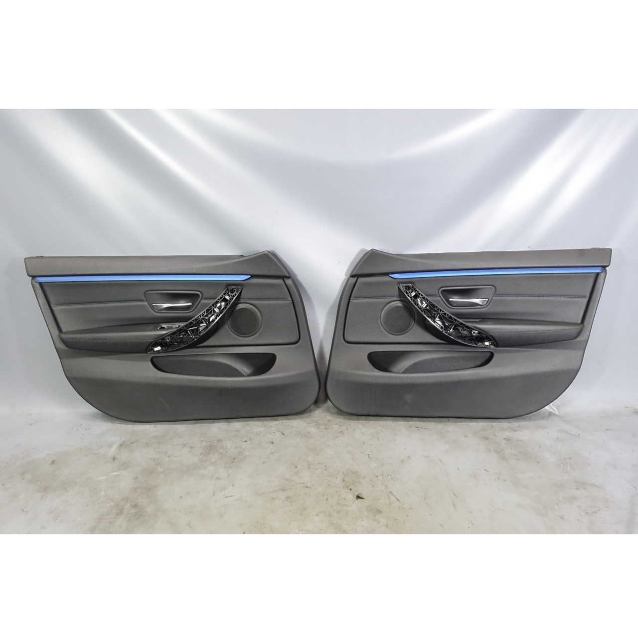 F360 ① 14-20 BMW F36 4-Series Gran Coupe Front Int Door Panels Black