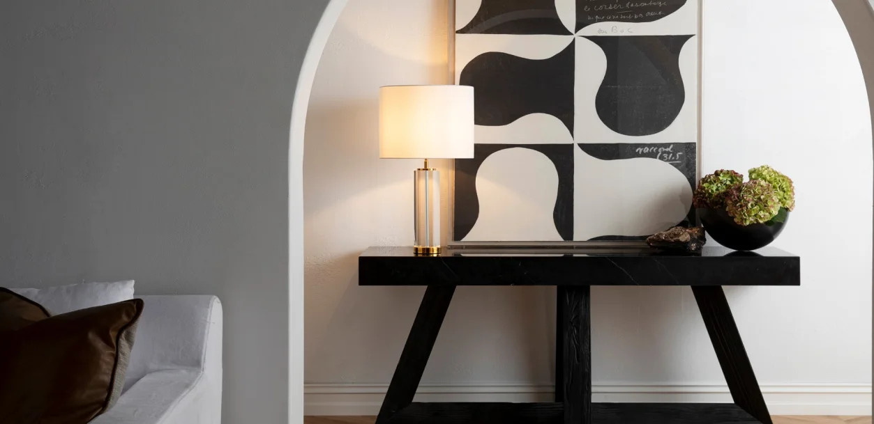 Crystal Column Table Lamp