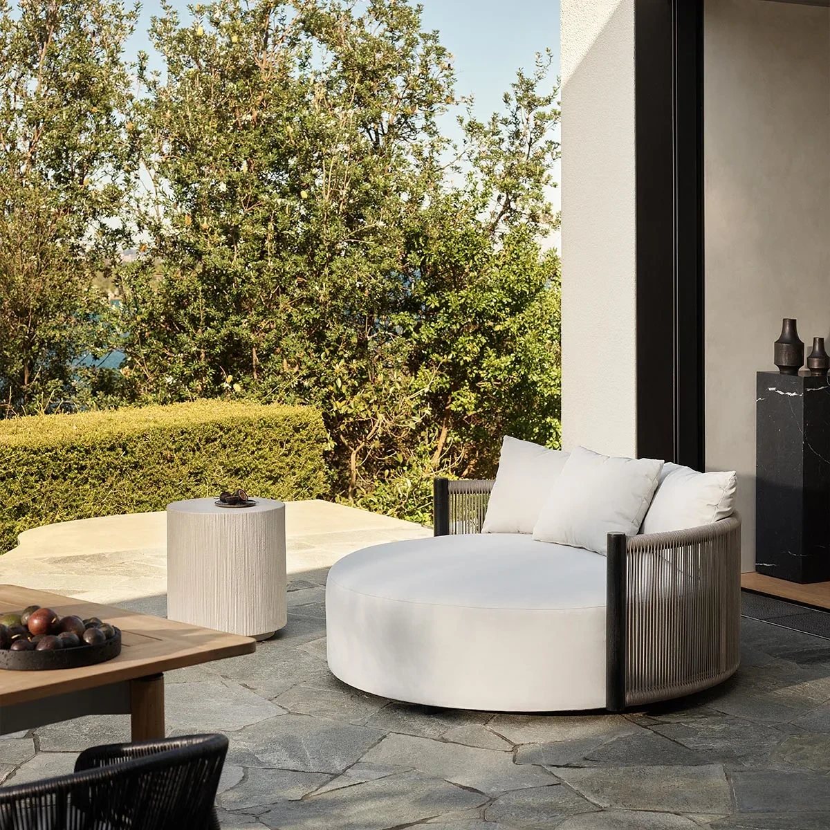 Architect Outdoor Jumbo Daybed