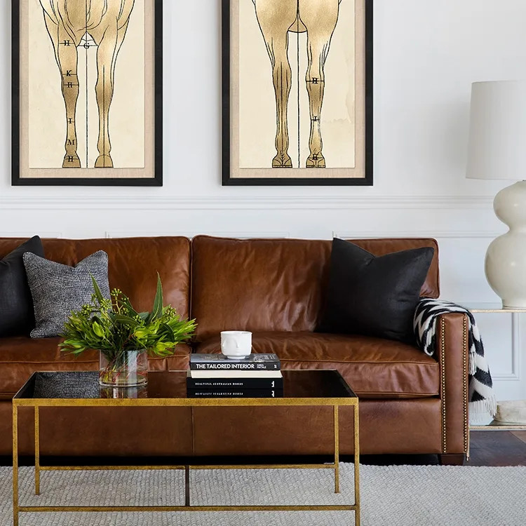 447954|Old Saddle Nut Leather|CocoHeroImage