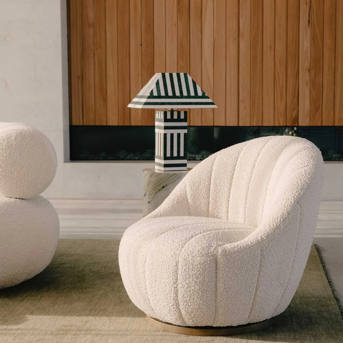 632864||CocoHeroImage