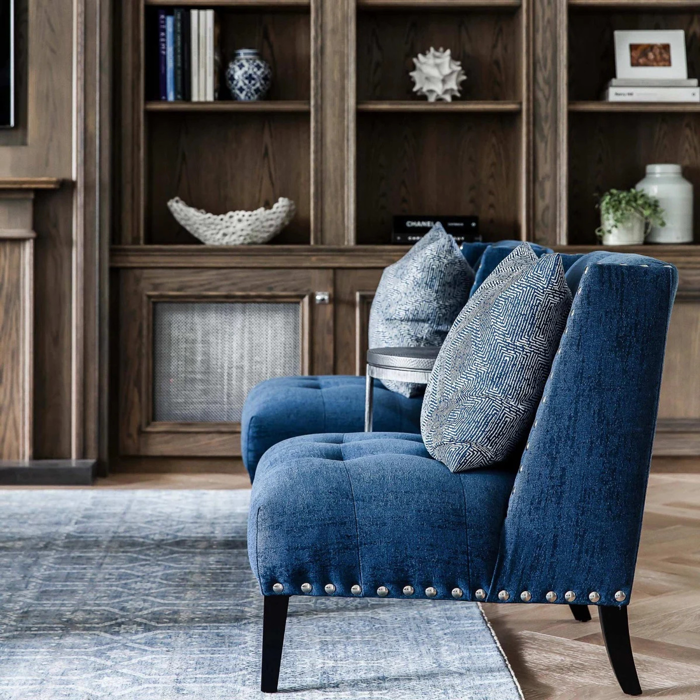 703272|Washed Luxembourg Dove|CocoHeroImage