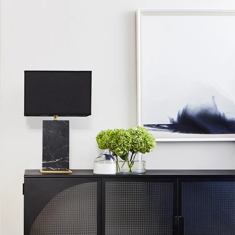 424048|Black Marble|CocoHeroImage