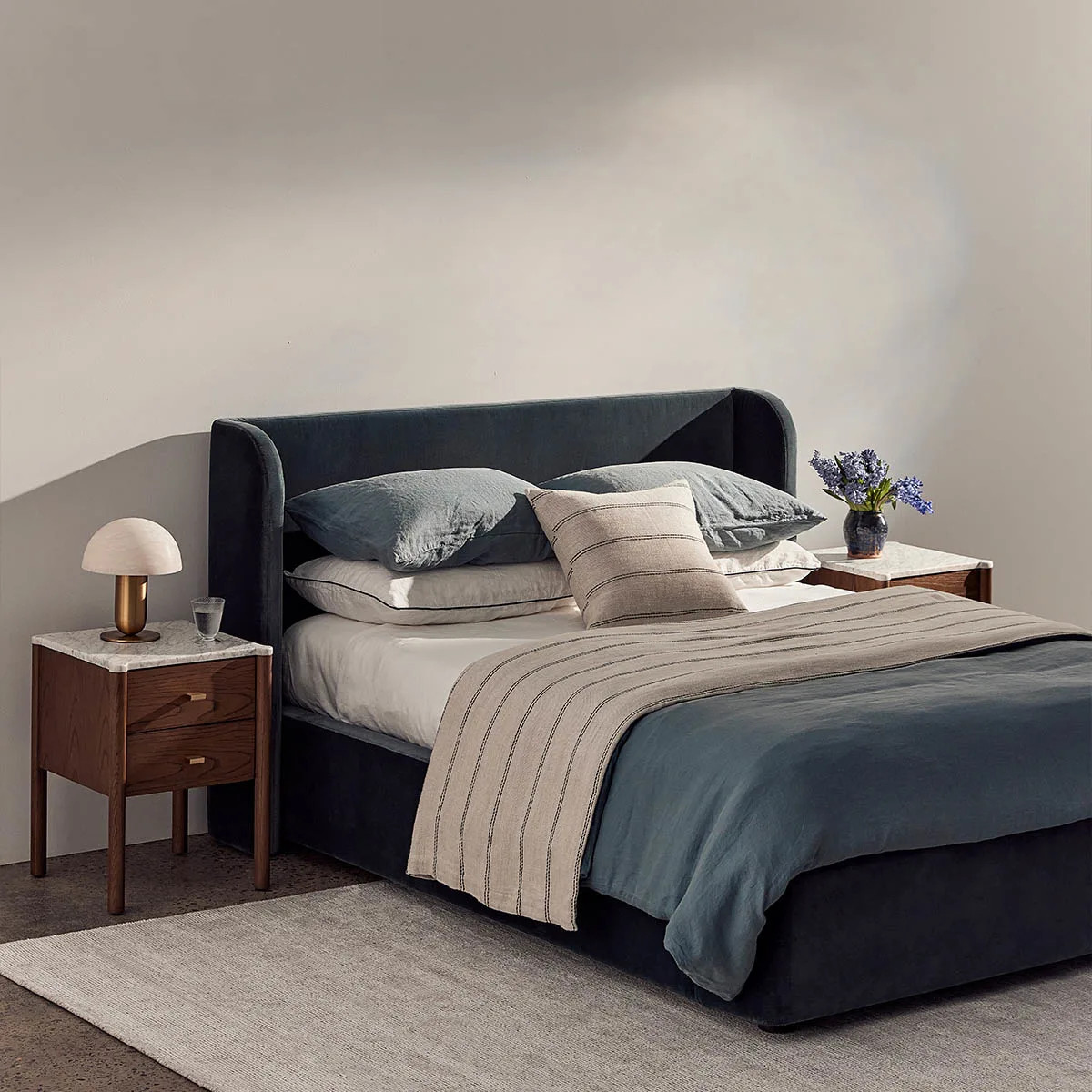 722384||CocoHeroImage