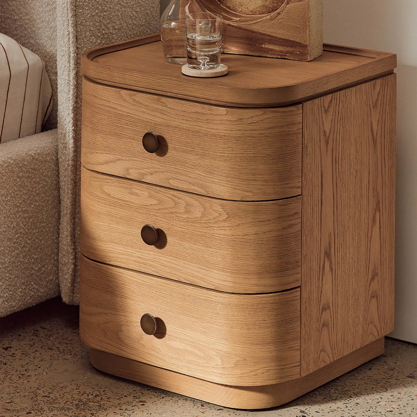 705938||CocoHeroImage