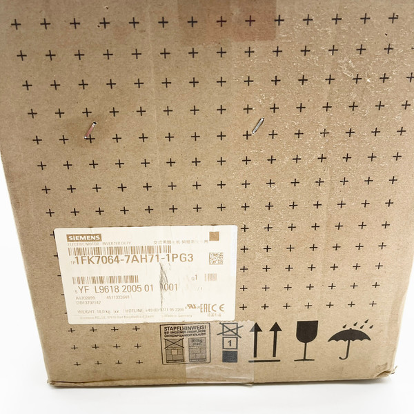 Servo Motor 1FK7064-7AH71-1PG3 Siemens 12nM 15A IP64 1FK70647AH711PG3