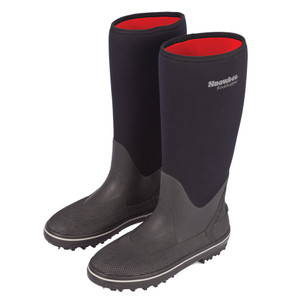 Fishing Footwear - Keen's Tackle & Guns