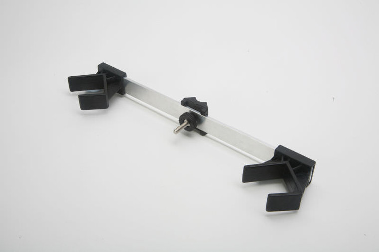 Ian Golds Double Head Standard