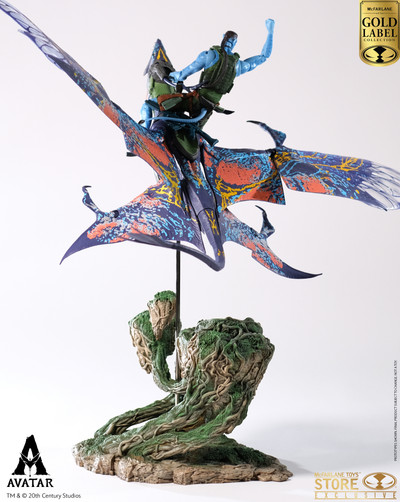 Recom Quaritch & RDA Banshee (Avatar: The Way of Water) Deluxe 2-Pack Gold Label 7" Figure