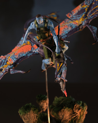 Recom Quaritch & RDA Banshee (Avatar: The Way of Water) Deluxe 2-Pack Gold Label 7" Figure